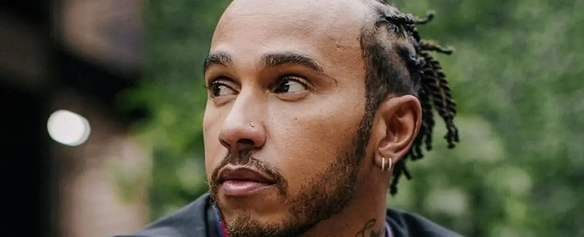 Lewis Hamilton anuncia que cambiará de nombre