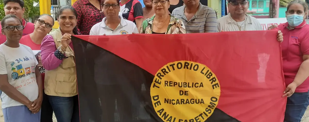 Puerto El Bluff es declarado territorio libre de analfabetismo