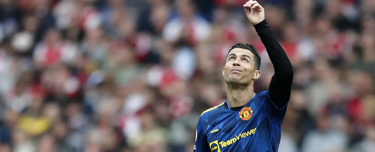 Cristiano Ronaldo se alza con el premio a mejor jugador de abril en la Premiere League