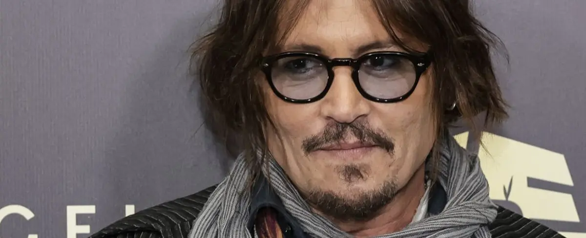 Johnny Depp estrena TikTok con un vídeo de agradecimiento a sus fans