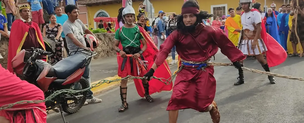 Judeas tradicionales llevan mensaje de salvación a Granada