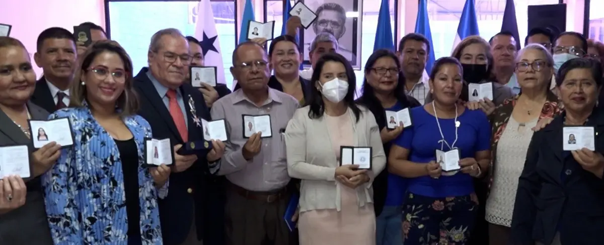 Realizan juramentación y acreditación de diputados suplentes del Parlacen