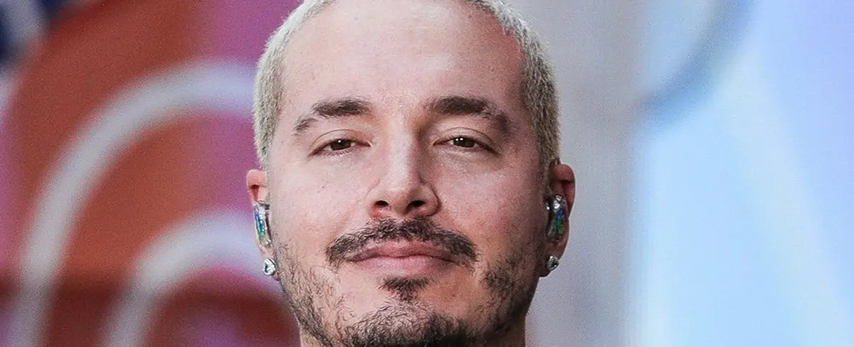 J Balvin acepta disculpa de Christian Nodal luego de la discusión que protagonizaron