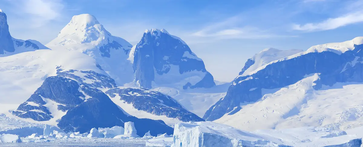 Descubren microplásticos en la nieve recién caída de la Antártida