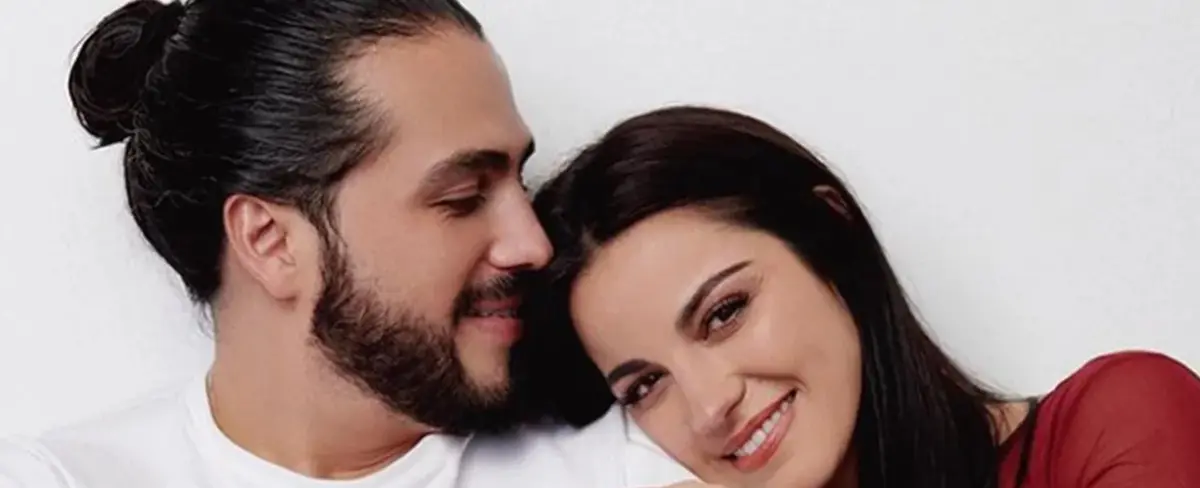Maite Perroni y su novio demandan a una revista por difamación