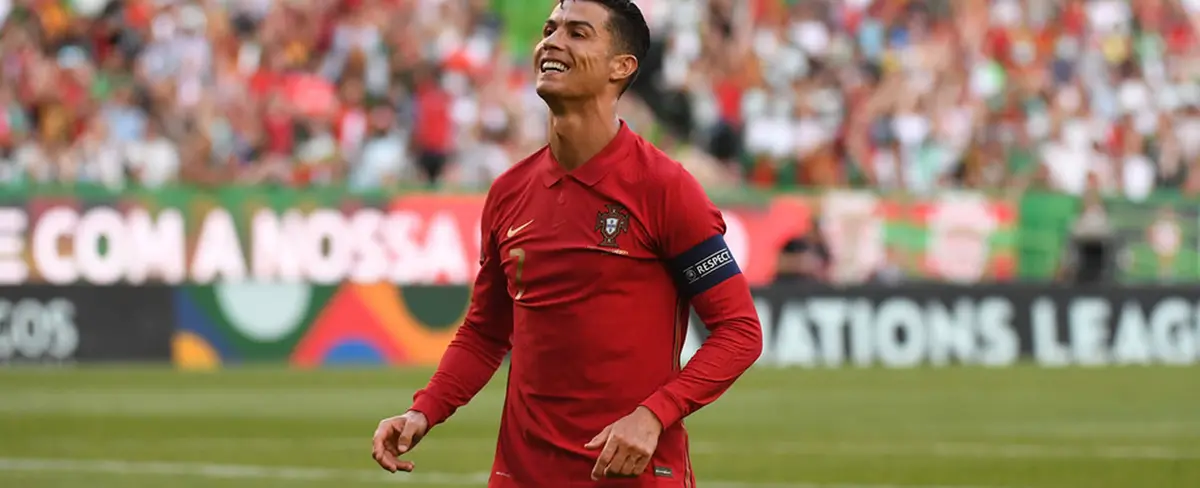 Cristiano Ronaldo recibe una advertencia por incidente con aficionado del Everton