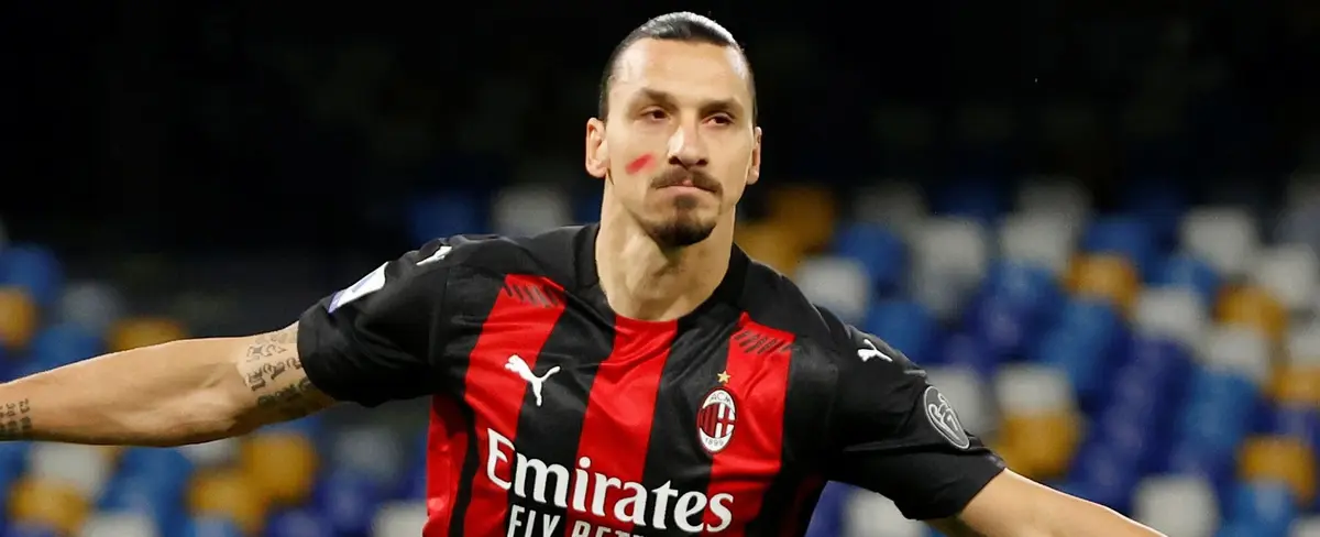 Zlatan Ibrahimovic renueva contrato por un año con el AC Milán
