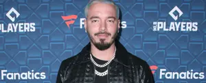 Tildan de “misógino” a J Balvin por omitir a Shakira en vídeo sobre la Independencia de Colombia