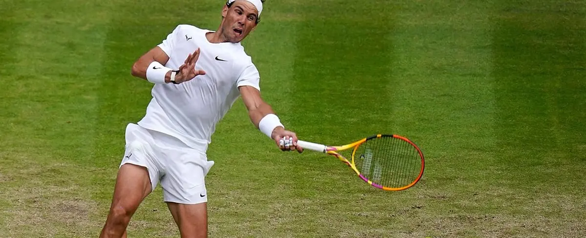 Rafael Nadal sufre lesión abdominal previo a las semifinales de Wimbledon