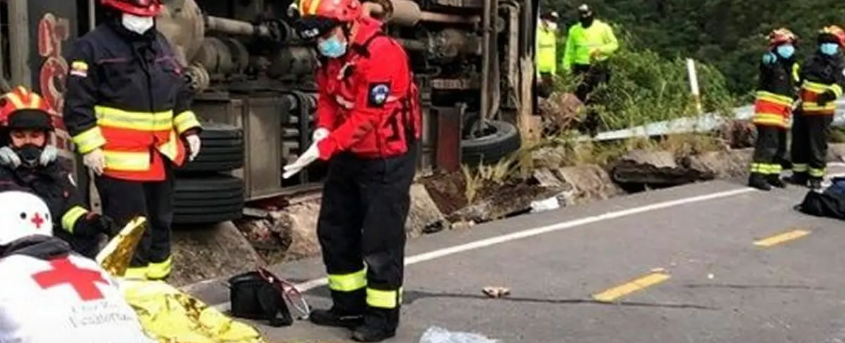 Nueve muertos provoca un accidente de autobús en Ecuador