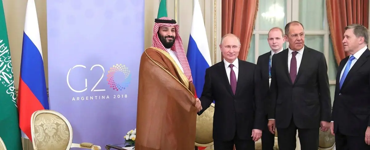 Putin y príncipe saudí analizan situación mundial del mercado petróleo
