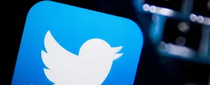 Accionistas de Twitter aprueban acuerdo de compra de Elon Musk