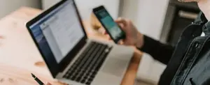 Aprende dos formas de programar respuestas automáticas en WhatsApp