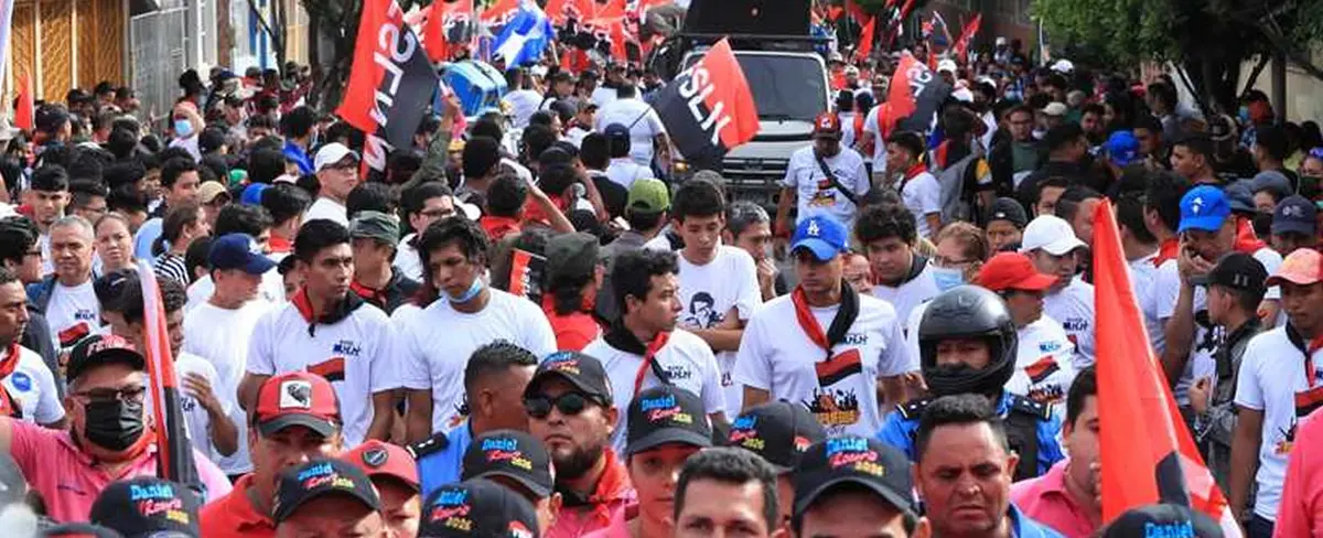 Managua se viste de rojo y negro conmemorando gesta heroica del repliegue táctico
