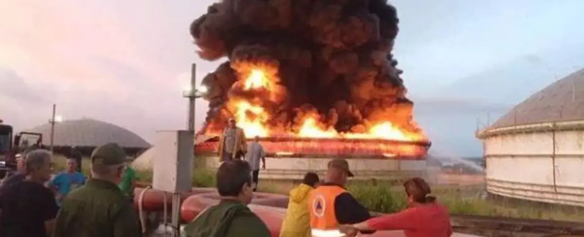 Venezuela dispuesta en ayudar a Cuba por incendio en ciudad de Matanzas