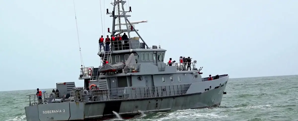 Fuerza Naval cumple 42 años de servicio y defensa patriótica