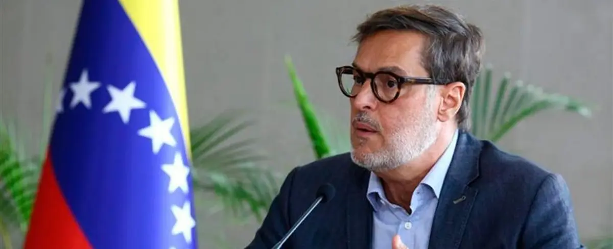 Maduro designa al excanciller Félix Plasencia como embajador de Venezuela en Colombia