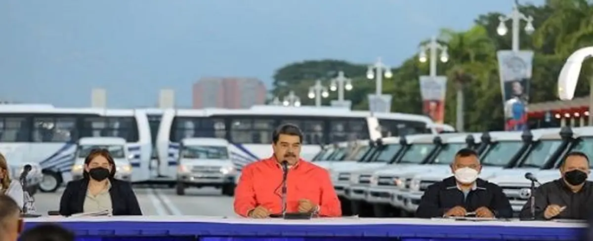 Presidente Maduro denuncia que incendio en almacén de medicamentos fue un ataque terrorista