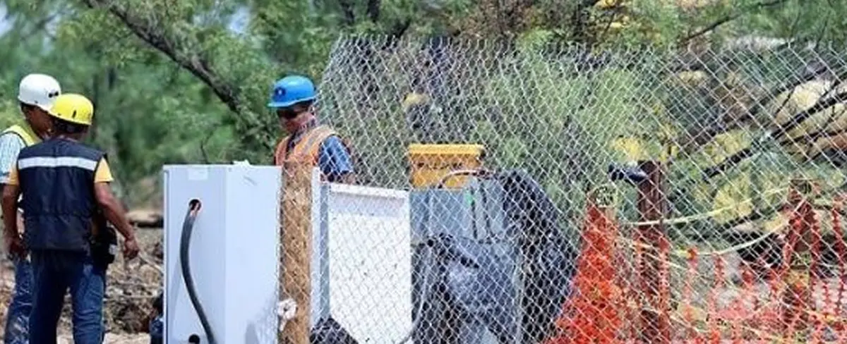 México: continúan labores para rescate de mineros atrapados
