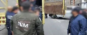 México rescata a más de 100 migrantes hacinados en un camión