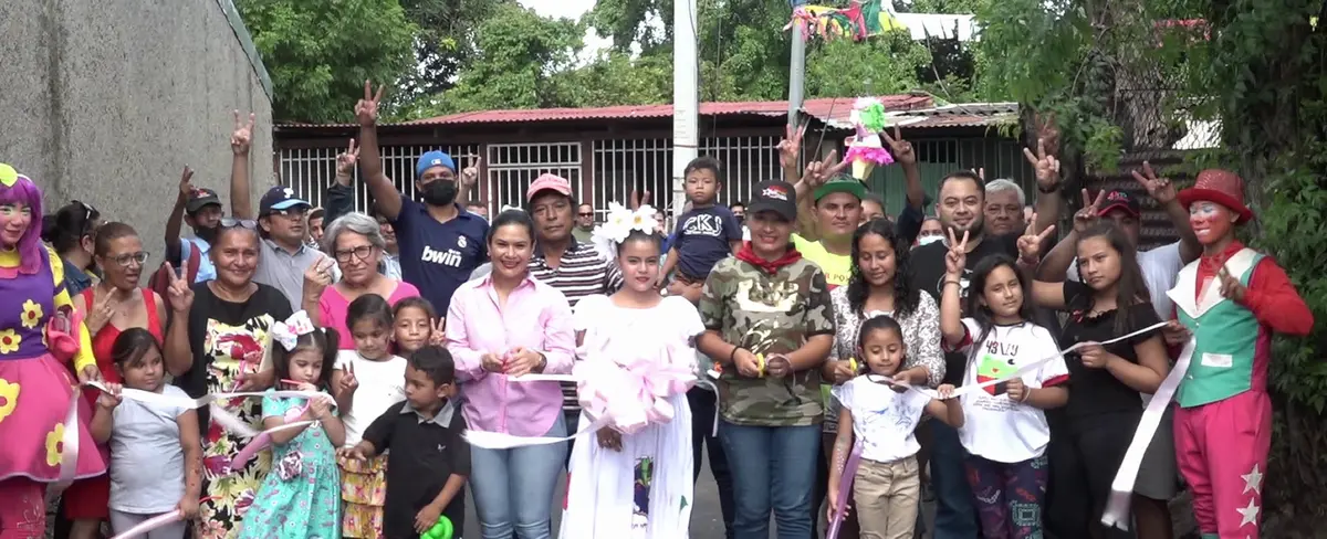 Nuevas calles para familias del barrio El Perú en Managua