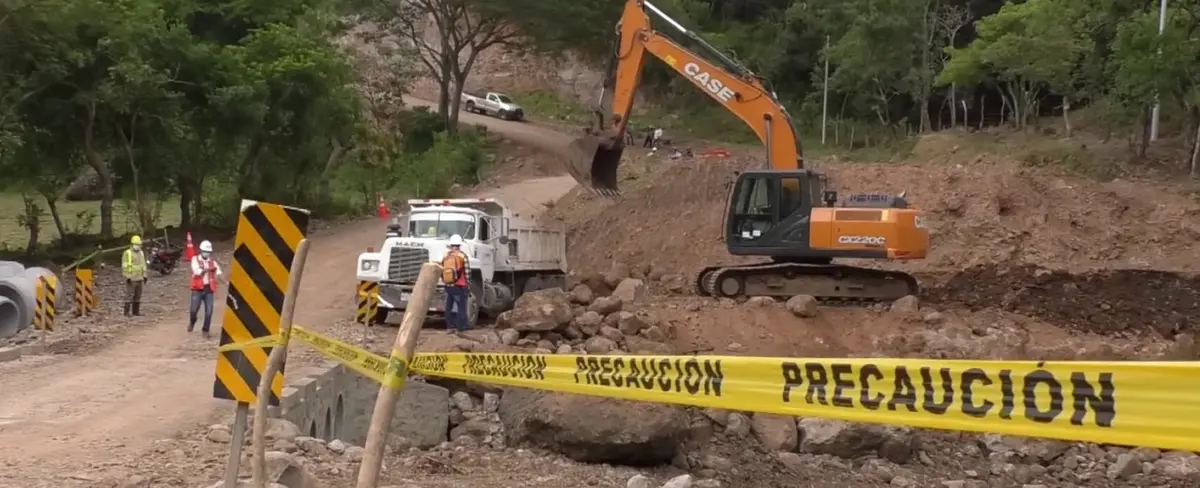 Avanza construcción de carretera que conectará a Estelí y León