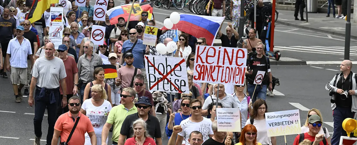 Alemania: ciudadanos marchan exigiendo el cese del apoyo a Ucrania