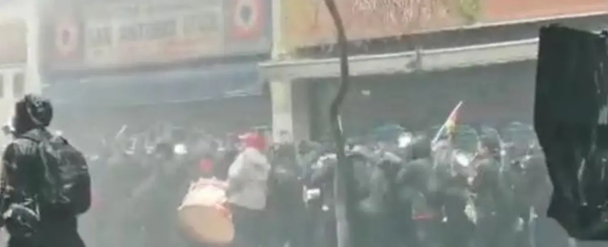 Chile: Carabineros reprimen actividades en conmemoración al golpe de Estado
