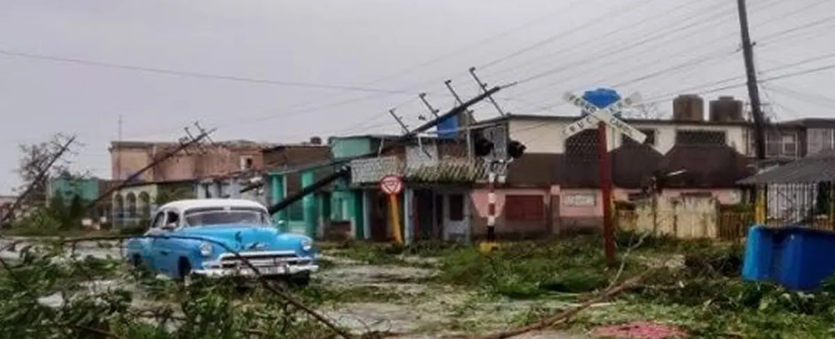 Cuba reporta averías en el servicio eléctrico tras el paso del huracán Ian