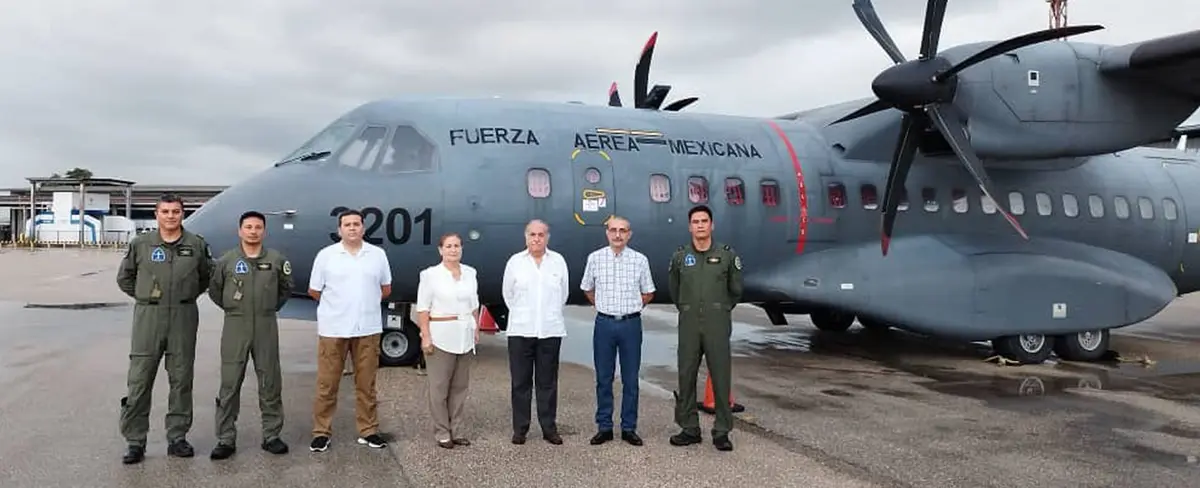 Arriban a Cuba aviones con ayuda de material energético procedentes de México