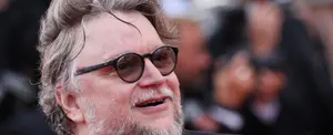 Guillermo del Toro apoya a joven promesa del cine con una beca para estudiar en Francia