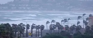Huracán Fiona golpea la isla de Bermudas con intensas lluvias