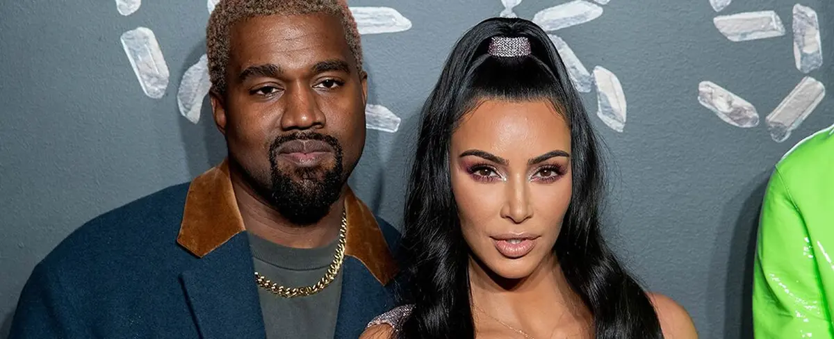 Kanye West se disculpa públicamente con Kim Kardashian