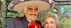 Viuda de Vicente Fernández, habla de las infidelidades del charro de México