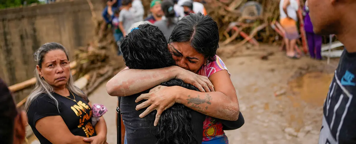 Ascienden a 36 los fallecidos por deslave en Venezuela