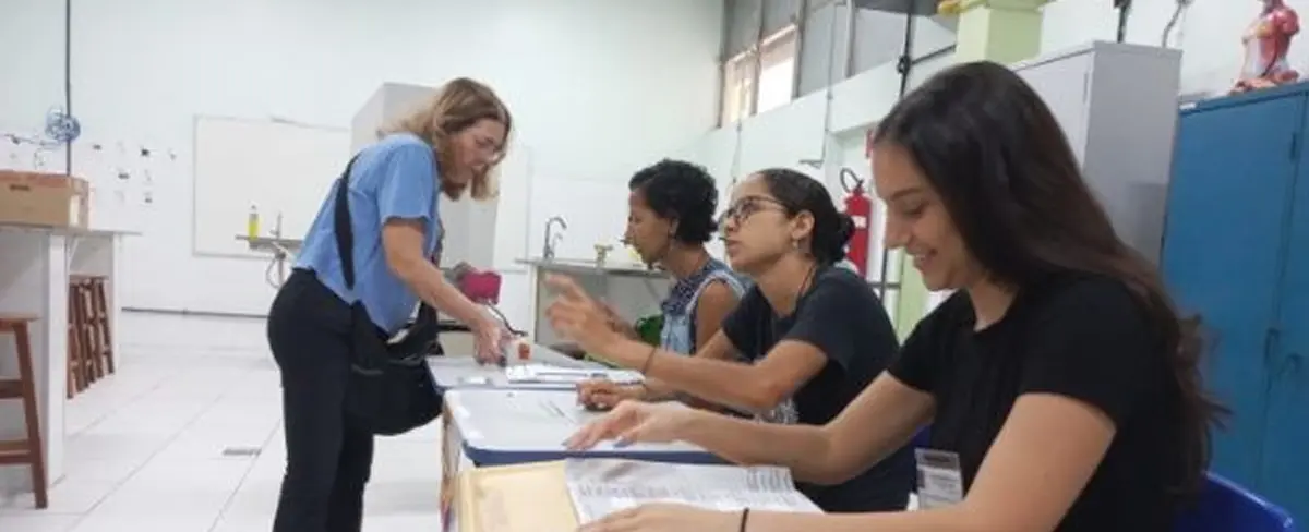 Inicia segunda vuelta para elegir al nuevo presidente de Brasil