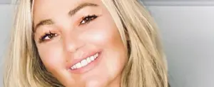 Ex vocalista de La Oreja de Van Gogh preocupa por su estado físico