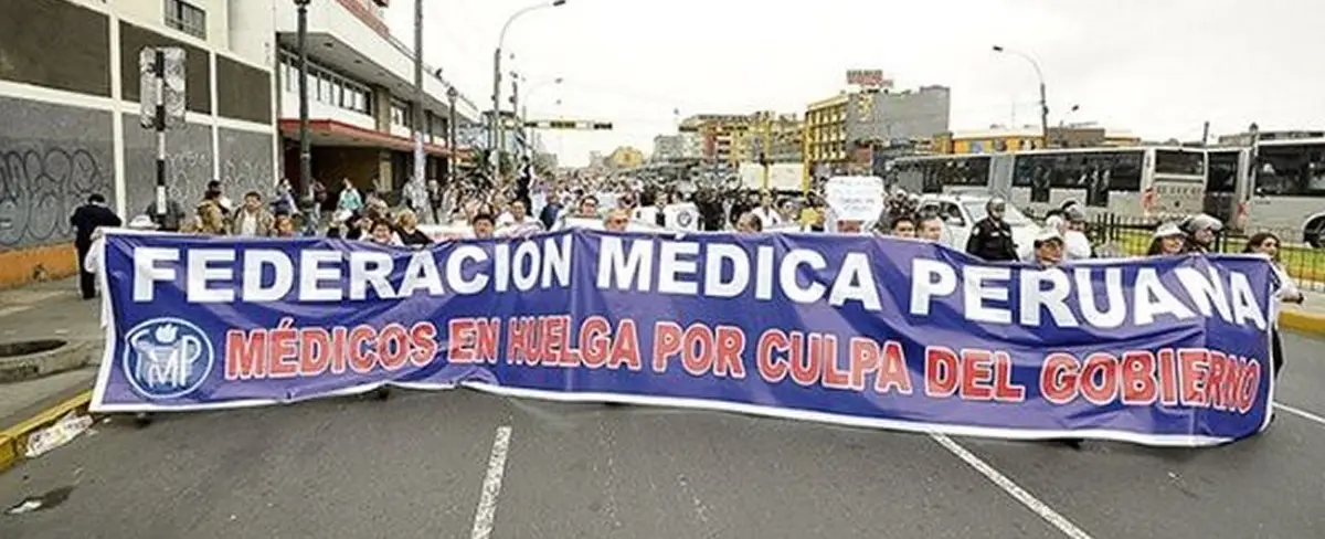 Perú: médicos anuncian paro nacional en demanda de mejoras laborales