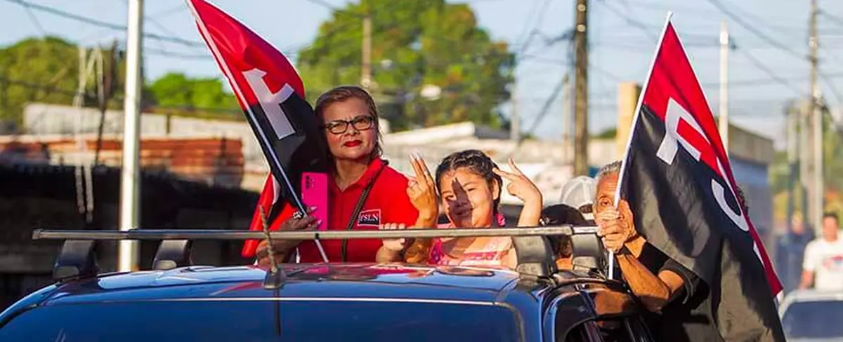 Sandinistas capitalinos realizan caravana en saludo al pueblo alcalde