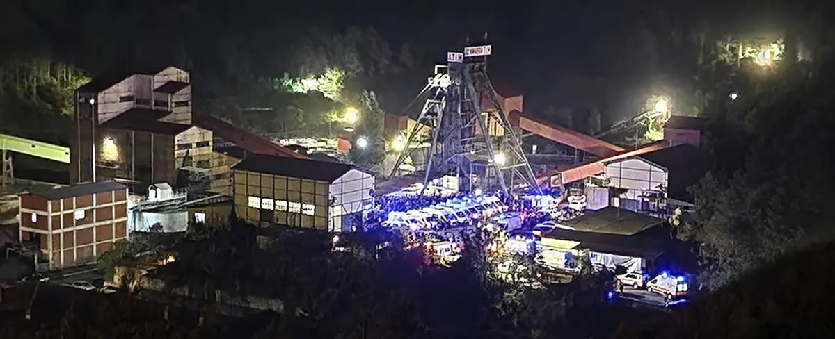 Turquía: explosión en mina de carbón deja 25 fallecidos