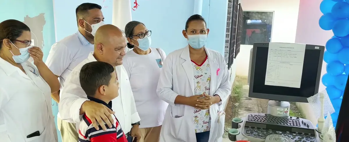 Donan 2 equipos de ultrasonidos al hospital de Matagalpa