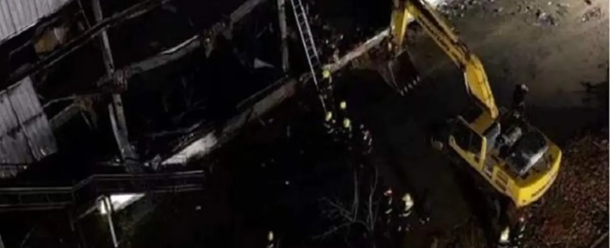 China: incendio en una Fábrica deja 36 muertos y 2 desaparecidos