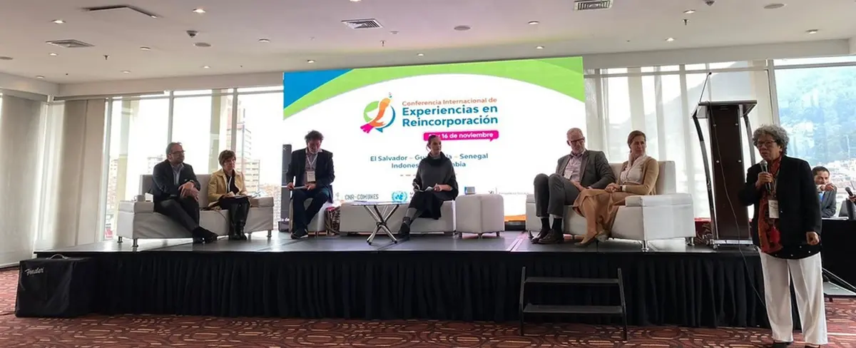 Colombia reúne a excombatientes de 5 países para debatir sobre reincorporación