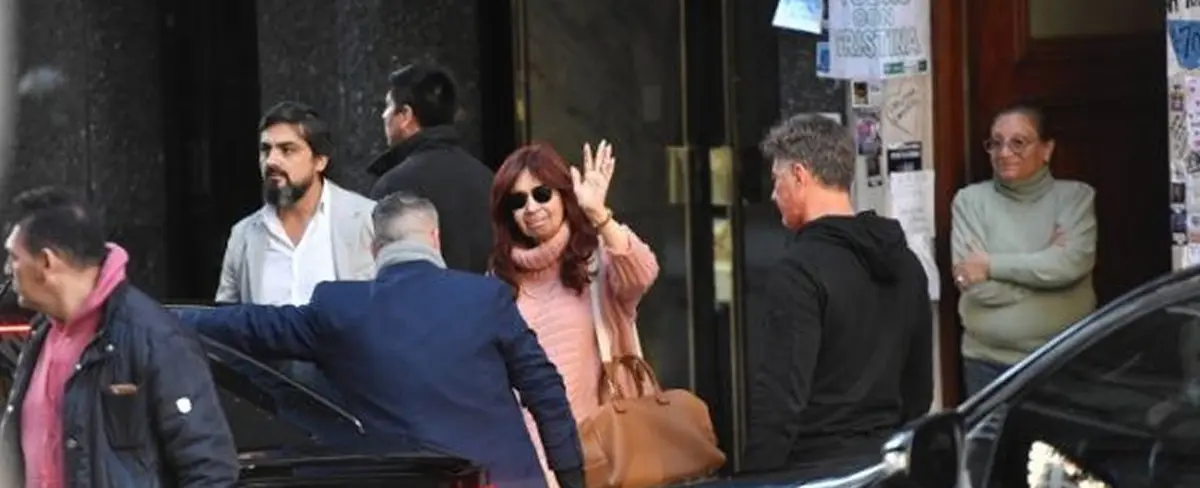 Cristina Fernández pide recusación de jueza tras atentado en su contra