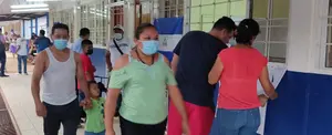 Gran afluencia de familias en centros de votación de Masatepe