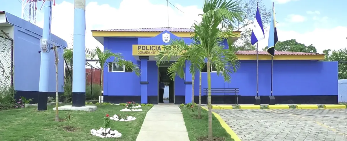 Inauguran comisaría de la mujer en Poneloya, León