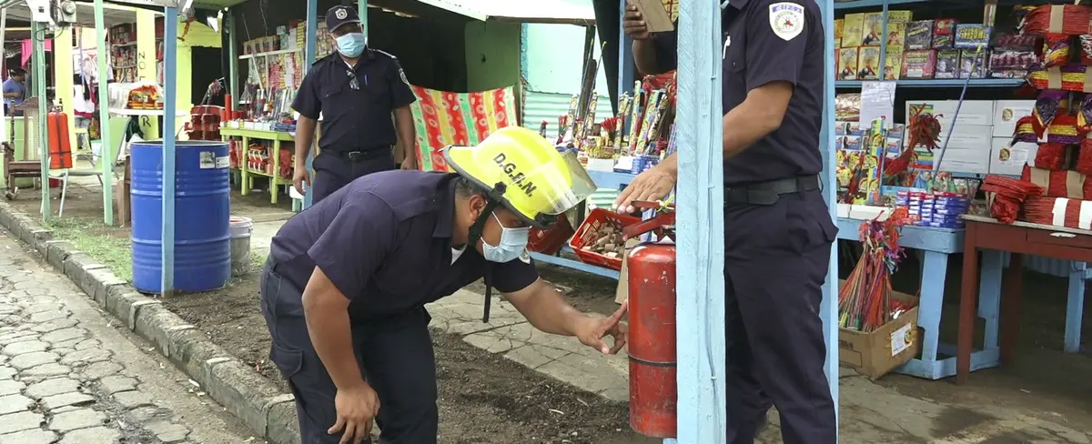 Inspeccionan seguridad de los tramos de pólvora en el Dorado