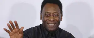 "Estoy fuerte", Pelé responde a los rumores sobre su salud