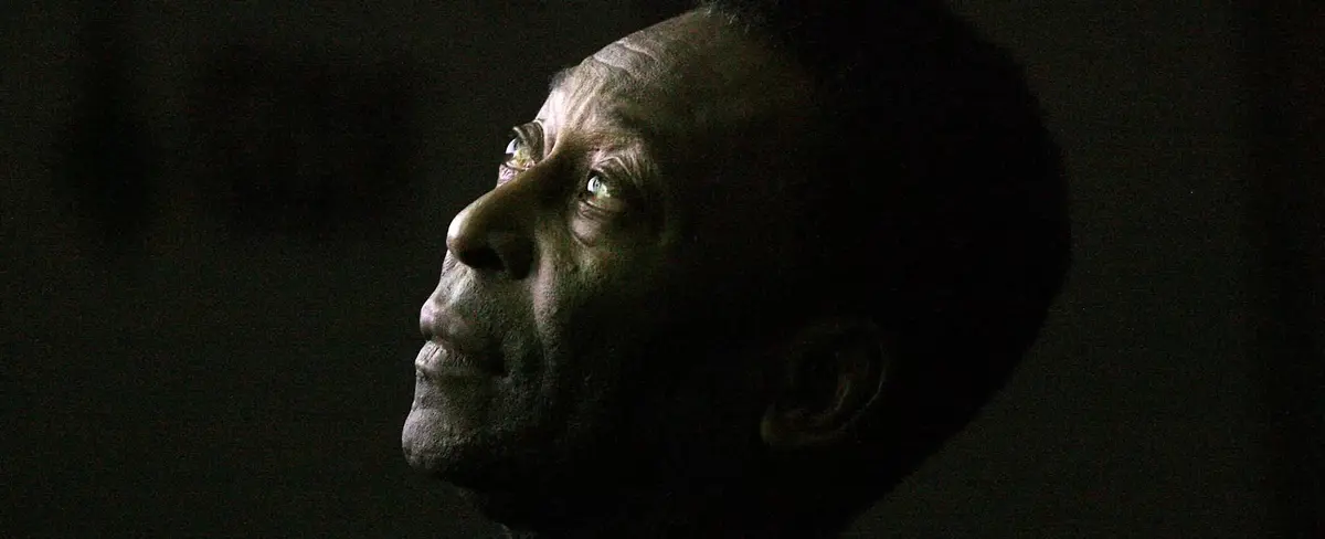 Fallece el exfutbolista brasileño Pelé a los 82 años