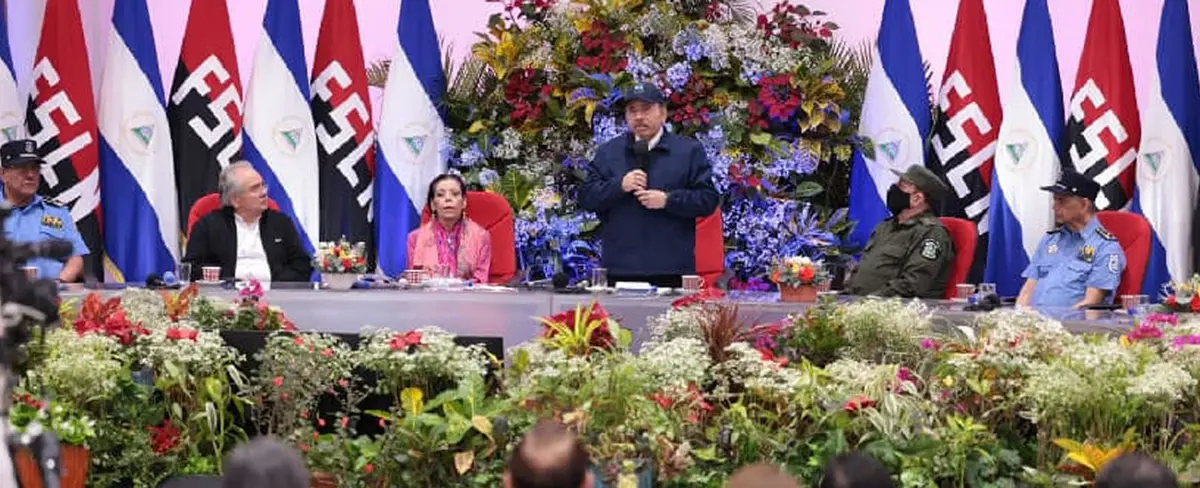 Acto de conmemoración de los 50 años del terremoto de 1972 en Managua